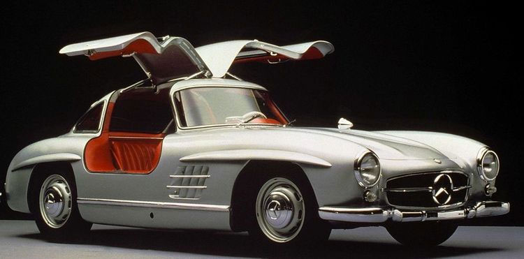 Incredible Classic Cars: Vintage Yet Duly Respected!